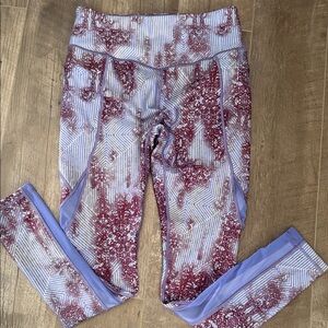 CALIA by Carrie Underwood Lavender and Maroon Patterned Athletic Leggings
